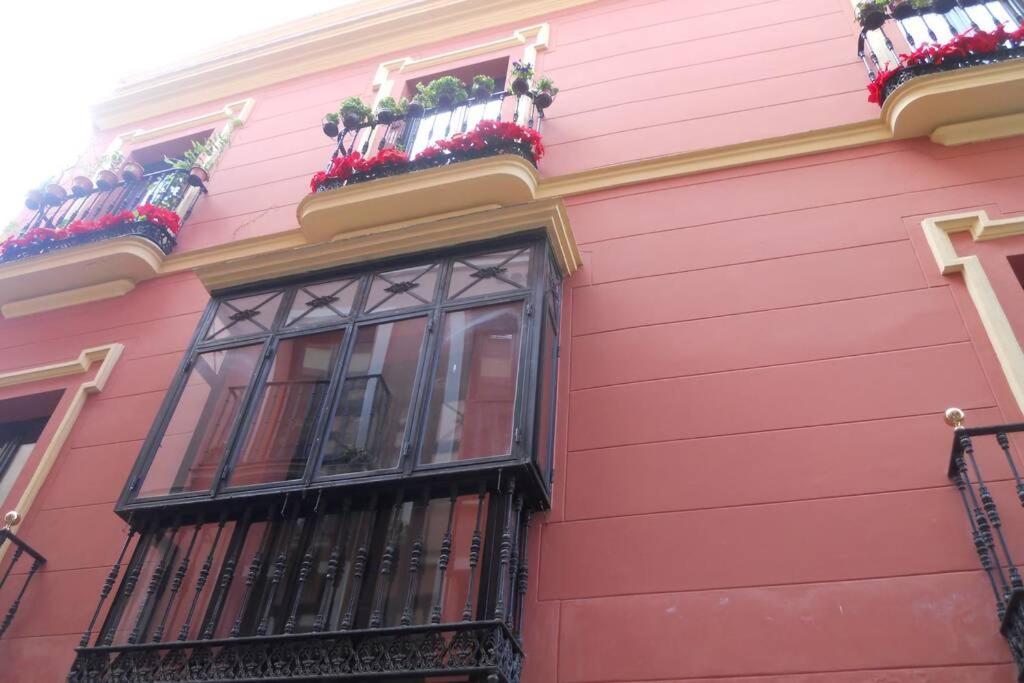Cheap & Chic In The Center Of Sevilla Buitenkant foto